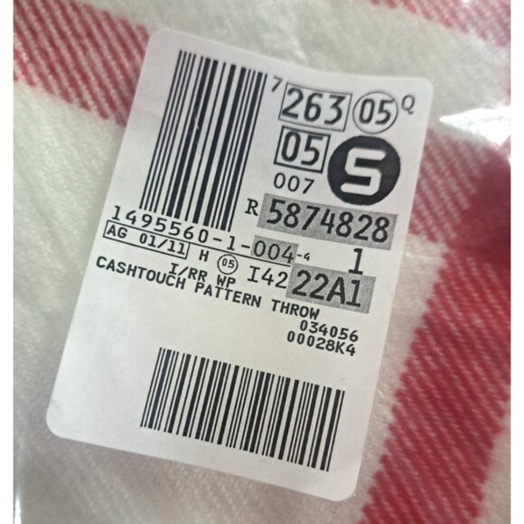 NEW Lands End CashTouch Throw Blanket Red White Plaid Fringe Soft Warm Cozy - Picture 4 of 4
